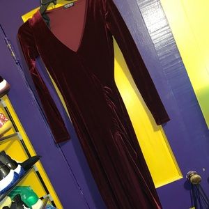 Long Sleeve Red Velvet Dress